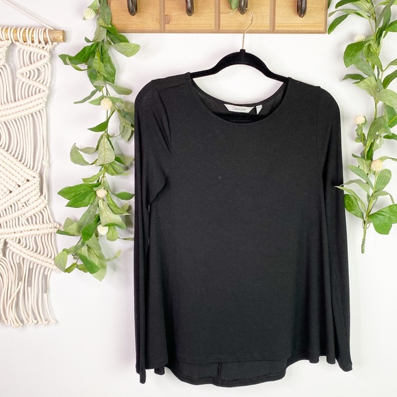 Athleta Tops - ATHLETA Black Long Sleeve Top